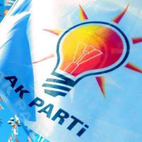 POLİTİKA