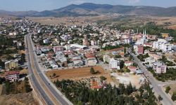 Hüyük'te depreme dayanıksız riskli binalar yıkılıyor