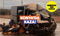 Cihanbeyli'de Kaza: Minibüsün önü dağıldı