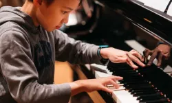 Her 10 Gençten 9’u Her Gün Müzik Dinliyor ama Üretimden Uzak Duruyor