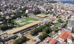 Smyrna'ya tarihi destek