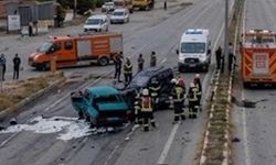 Konya'da Feci Kaza: Otomobil İkiye Bölündü!