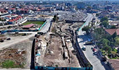 Larende Kapısı'nın Derinliği Şaşkına Çevirdi! Çağının Ötesinde Bir Yapı