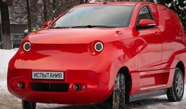 Rusya'nın İlk Elektrikli Otomobili Amber 'Tesla Katili' Lakabıyla Alay Konusu Oldu