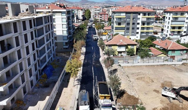 Konya'da makinalar caddeyi kapladı