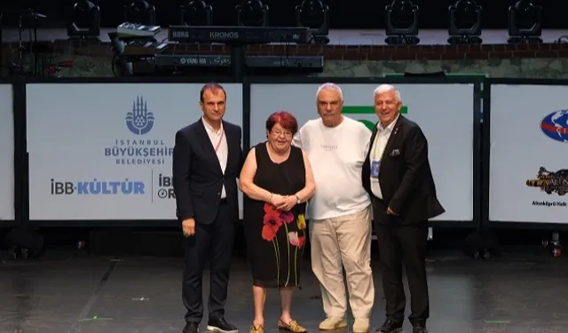 Defne Yalnız ve Halil Ergün’e 'Yaşam Boyu Başarı Ödülü'