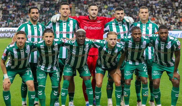 Konyaspor Küçücük Hatalarla Yerden Kalkmayan Alanyaspor'a Mağlup Oldu
