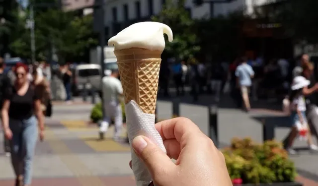 Alpedo Dondurma Hakkında ‘Bakteri’ İddiaları Tartışma Yarattı: Firma Suçlamaları Reddediyor