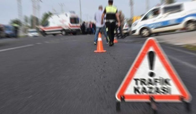 Konya’da Hafriyat Kamyonu Minibüsle Çarpıştı: 10 Yaralı