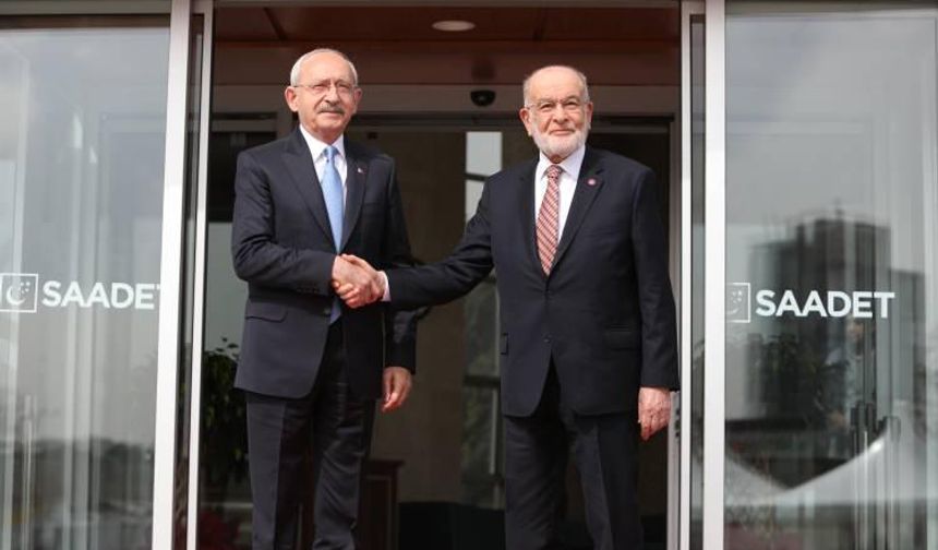 "SEÇMEN SADECE TÜRKİYE'Yİ, KİMİN YÖNETECEĞİNE KARAR VERMEYECEK"
"Seçmenler sadece Türkiye'yi kimin yöneteceğine değil, aynı zamanda nasıl yönetileceğine, ekonomisinin nereye gittiğine, Ukrayna ile Ortadoğu'daki ihtilafları hafifletmek için nasıl bir rol oynayacağına karar verecek." ifadeleriyle dikkat çeken Reuters, İYİ Parti lideri Meral Akşener'in Kılıçdaroğlu'nun adaylığına itiraz ettiği süreci 'ittifak draması' diye nitelerken Millet İttifakı'nın nihayetinde vardığı anlaşmanın Kılıçdaroğlu'nun seçimleri kazanma ihtimalini artırabileceği yorumunu yaptı.