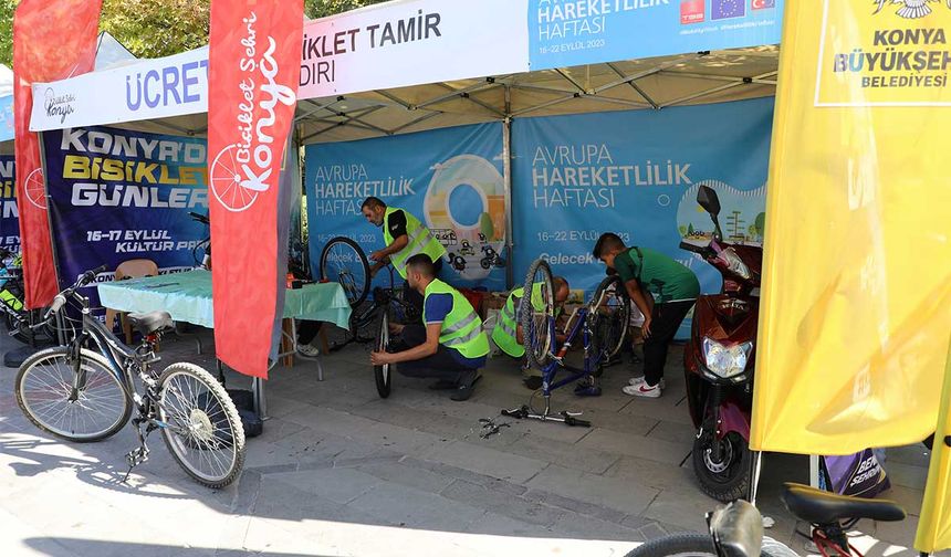 Çalıştayı tamamlayan ulaşım daire başkanları, Konya Büyükşehir Belediyesi'nin Kültürpark'ta düzenlediği "Konya'da Bisikletli Günler" etkinliğine katıldı. Etkinlik alanında kurulan çadırları ziyaret eden heyet, Büyükşehir Belediyesi tarafından düzenlenen "Konya'da Sürdürülebilir Ulaşım Fotoğraf Yarışması"nda dereceye girenlere ödüllerini takdim etti.
