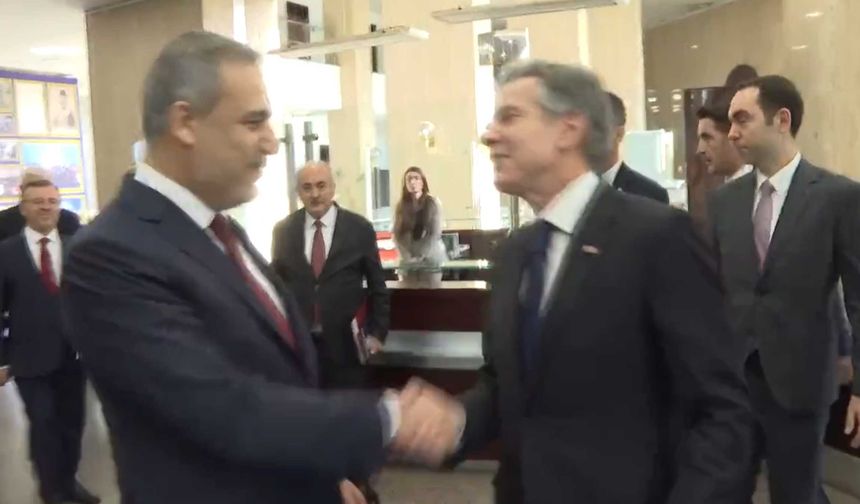 Hakan Fidan, Blinken'ın bileğini aşağı doğru almadı.