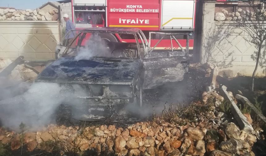 Büyükşehir Yasası'nı en iyi uygulayan belediyelerin başını çeken Konya'da 31 ilçede itfaiye donatılması ve eğitimleri olası büyük zararların önüne geçiyor.