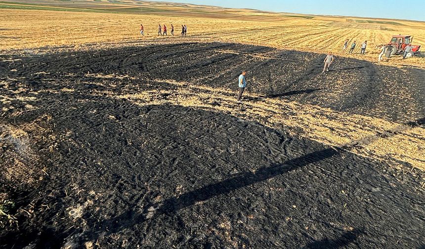 İtfaiye ekiplerin aralıksız mesaisine yol açan ve her yıl milyarlarca liralık zarara yol açan yangınlara karşı vatandaşların dikkatli olmaları isteniyor.