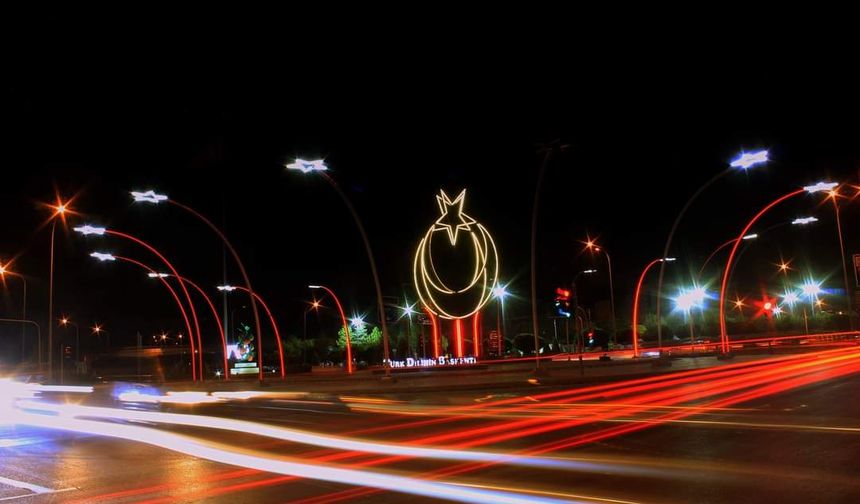ÜNLÜ SANATÇILAR KARAMAN İÇİN BİR ARAYA GELİYOR