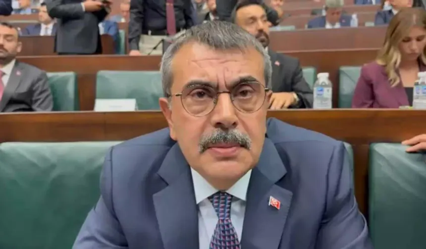 Lise Eğitimi Kısalıyor mu? Bakan Yusuf Tekin'den Açıklama
