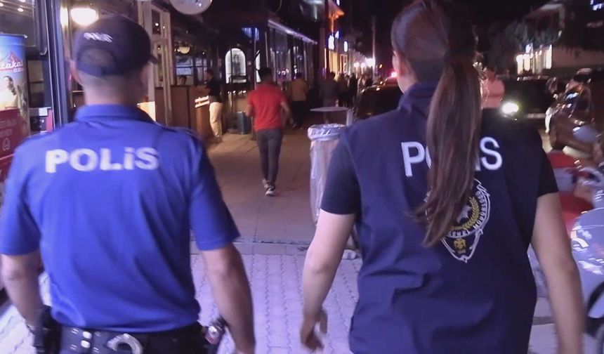 KONYA'DA 24 İŞLETMEYE CEZA! MALUM SOKAKTA UYGULAMA