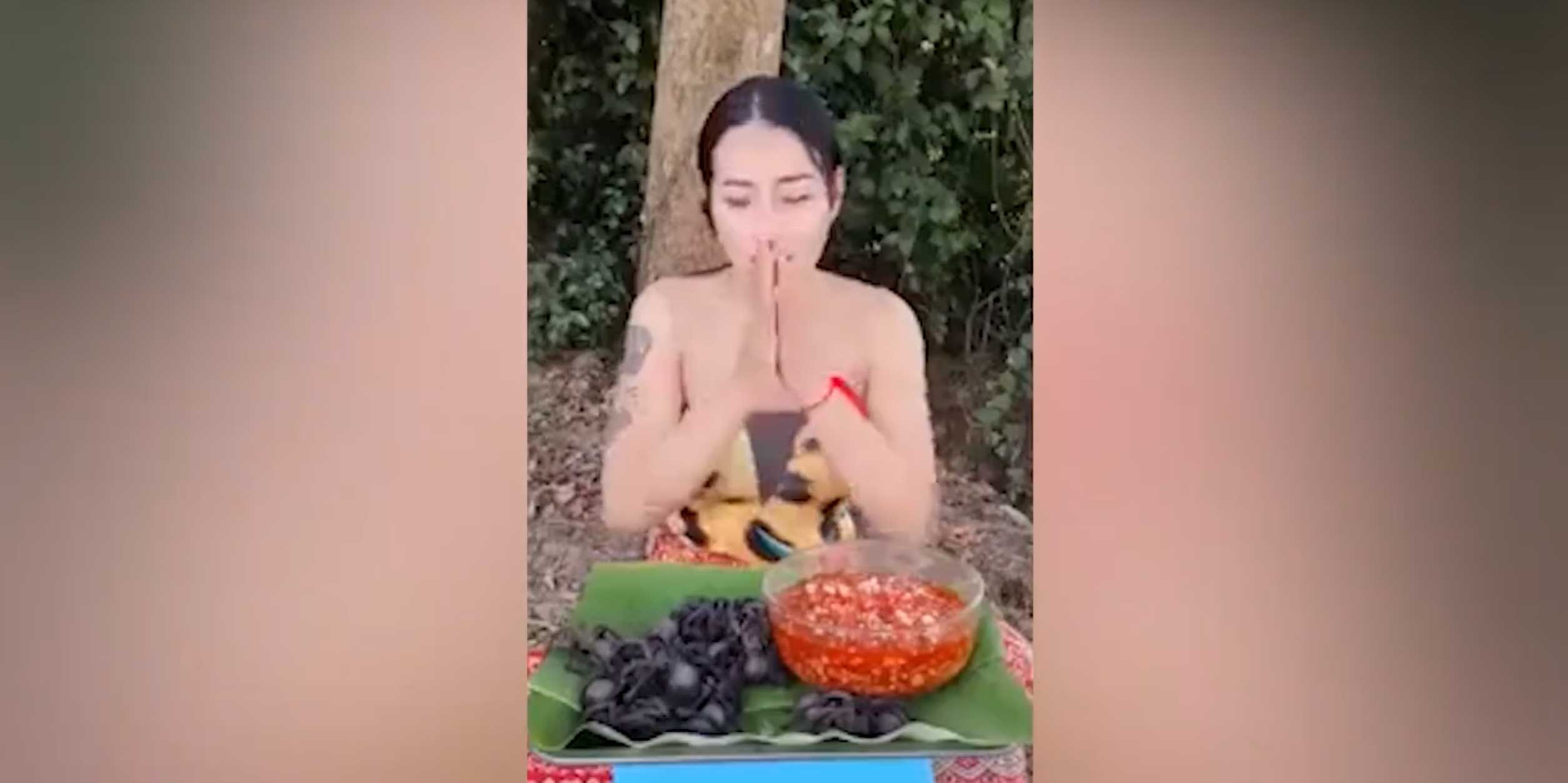 Örümcek yiyen kadın videosu olay oldu!
