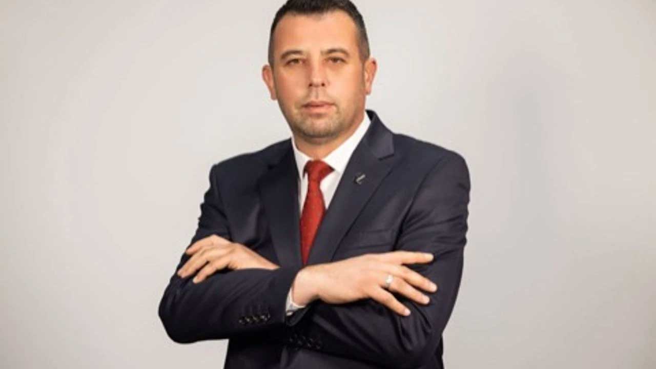 Ali Öztoklu