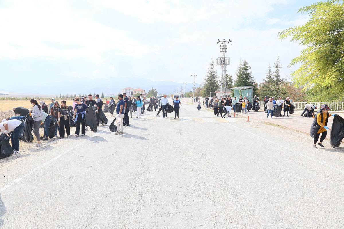 Ereğli Çöpleri Vatandaş Topladı 1