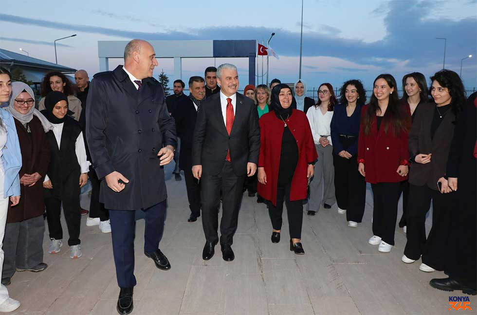 Konya Valisi Ogrenci 2