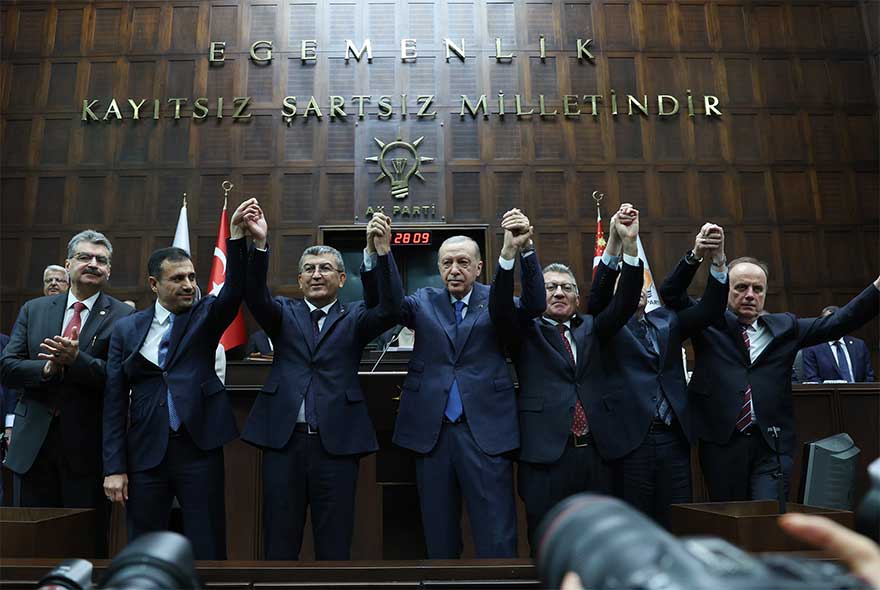 Ak Parti Katilimlari 3