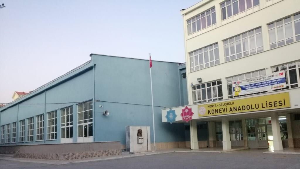 Konevi Anadolu Lisesi 3