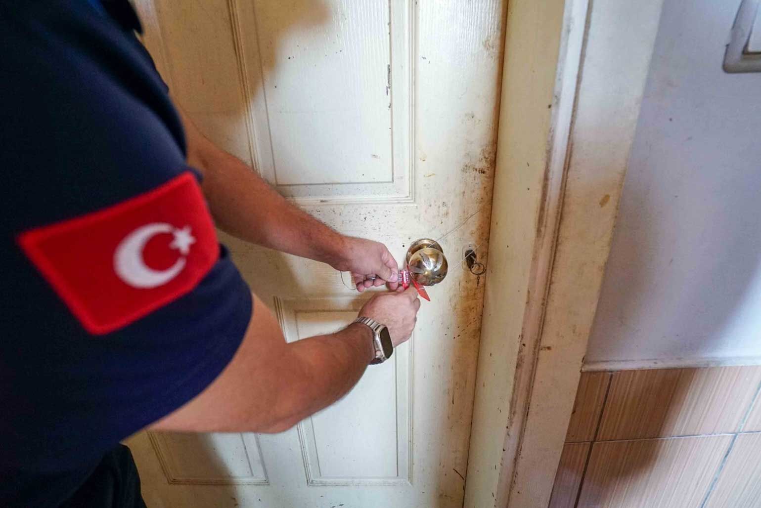 Muhur